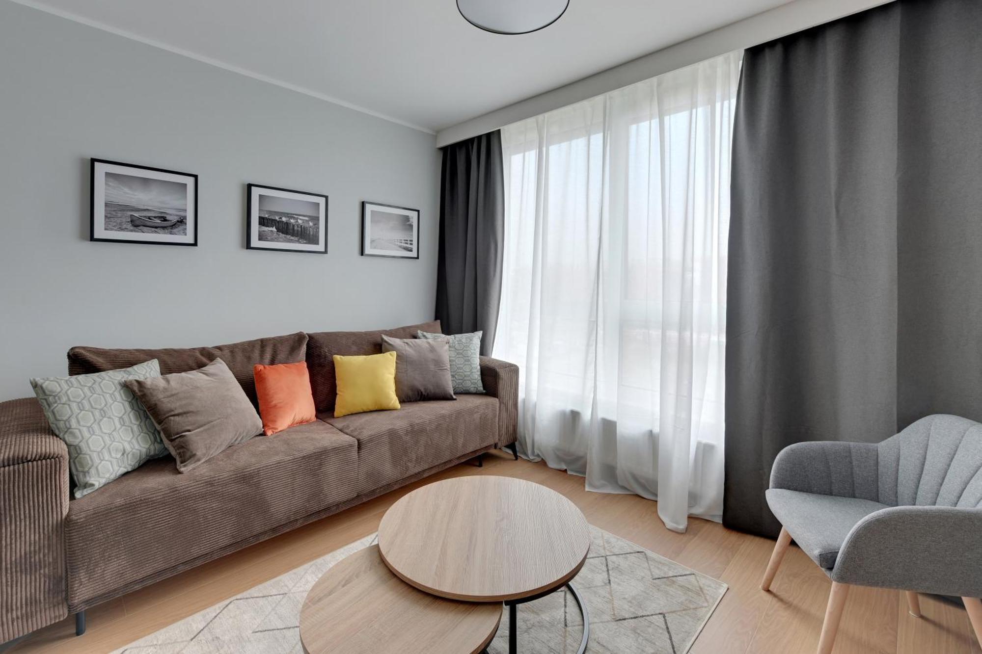 Rentplanet - Apartamenty Chlebova Gdansk Exterior foto