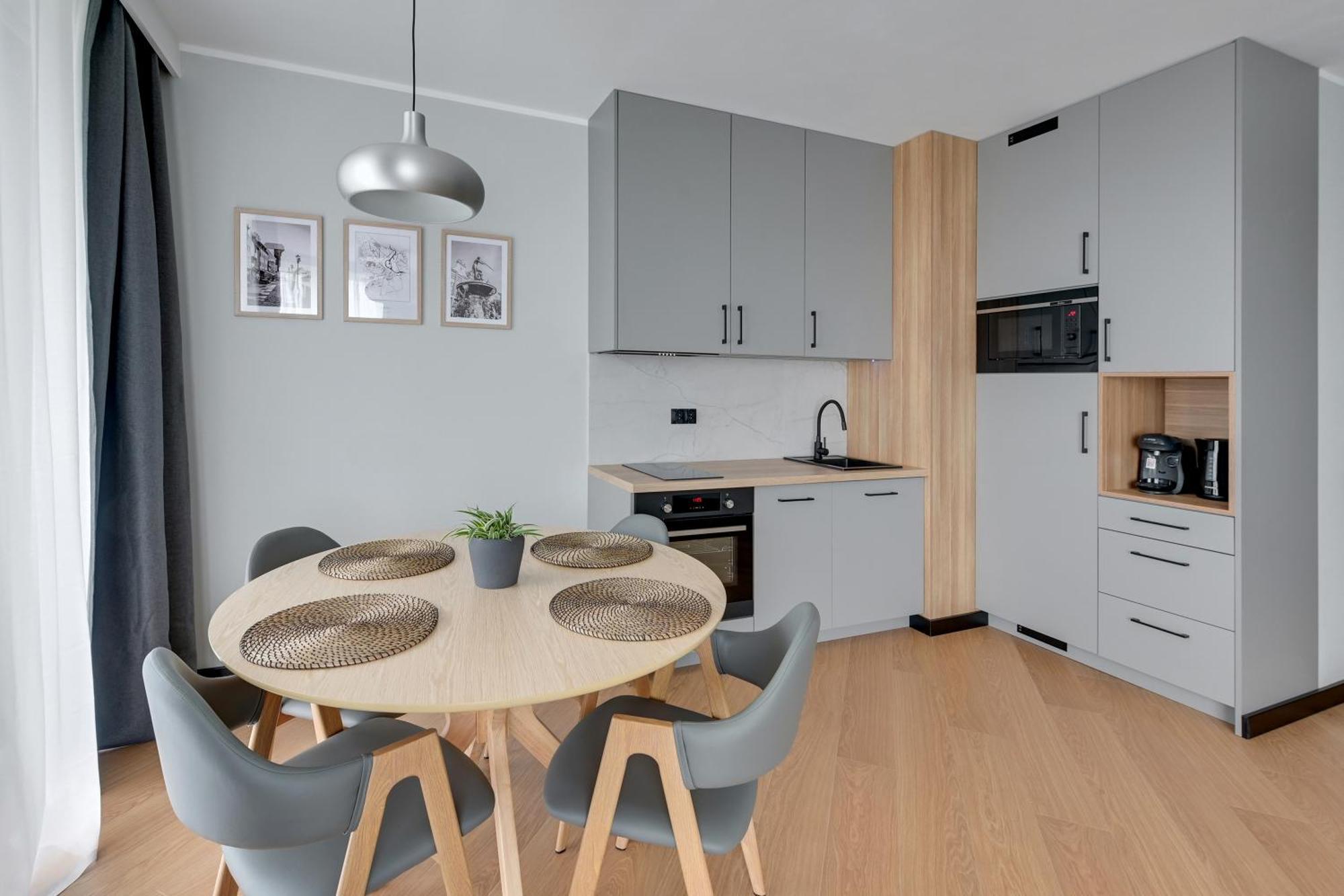 Rentplanet - Apartamenty Chlebova Gdansk Exterior foto