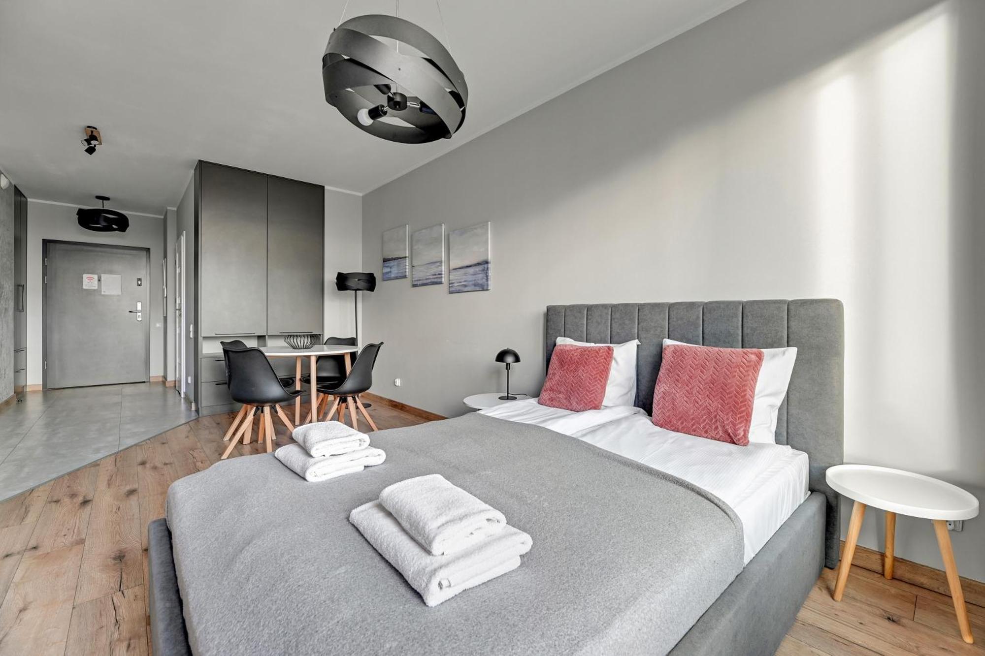 Rentplanet - Apartamenty Chlebova Gdansk Exterior foto